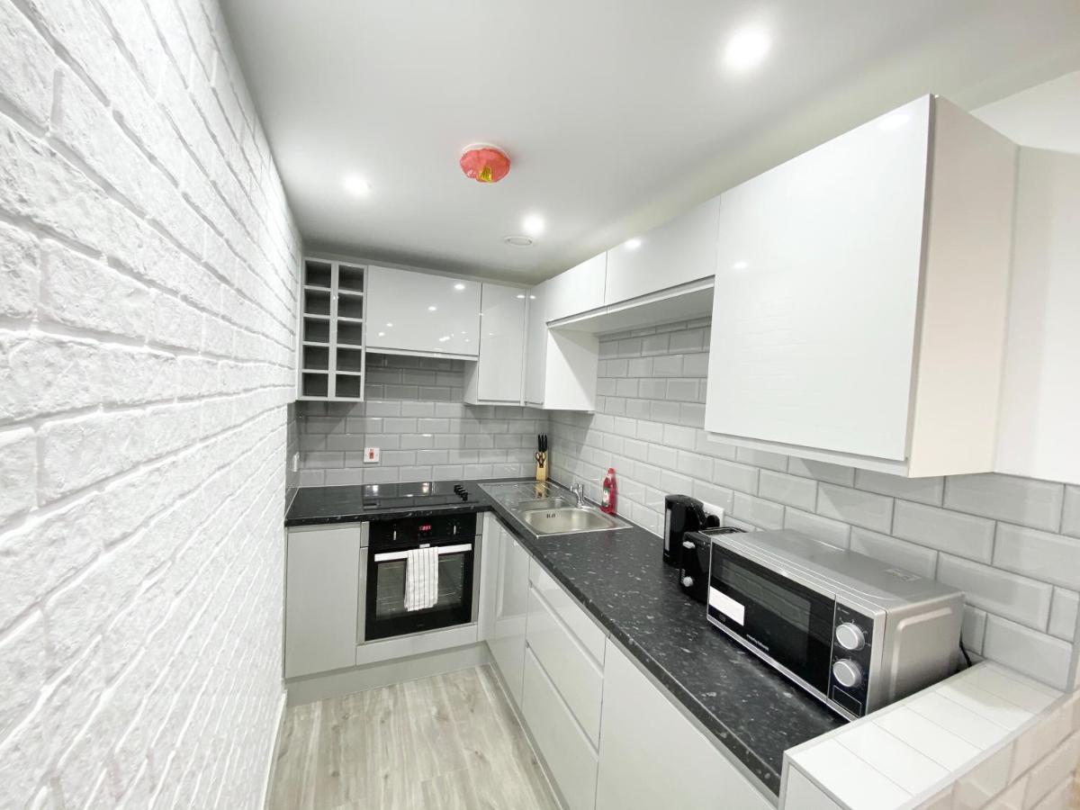 The Works - Private One Bedroom Apartment Manchester Buitenkant foto